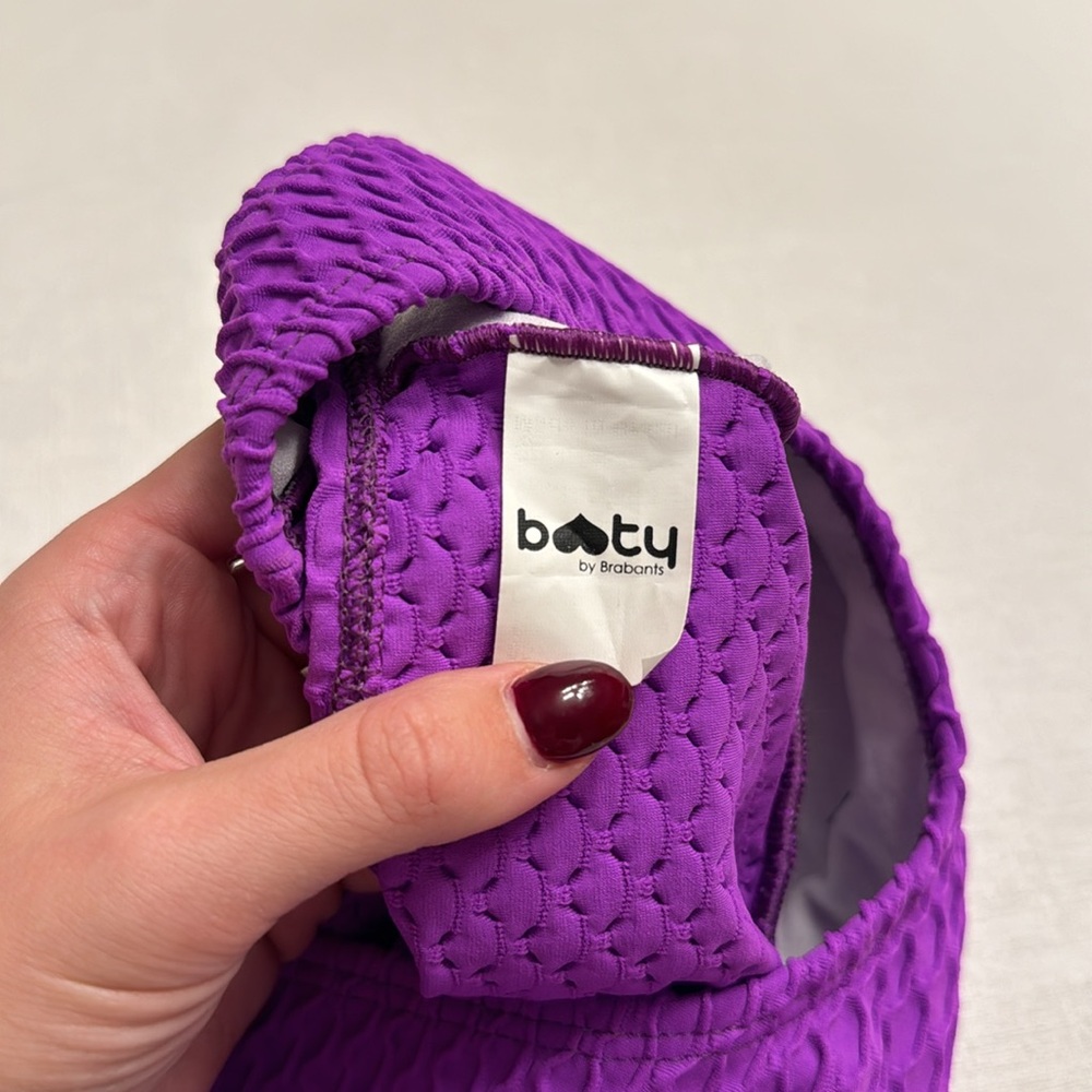 BOOTY BY BRABANTS CROCO SKIN SCOOP TOP - Picture 4 of 5